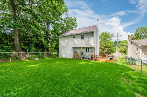 50 Broadway, Hopatcong NJ  07843-1147 exterior