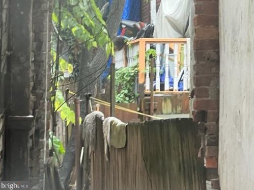 315 Cres St, Harrisburg PA 17104-1712 exterior