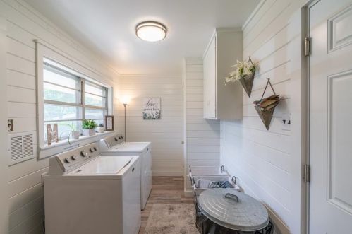 906 Lakewood St, Greenville TX  75401-2144 exterior