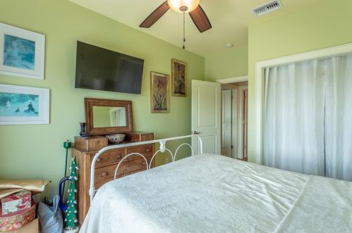 765 Gulf Bch Dr, Saint George Island FL  32328-3112 exterior