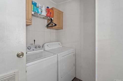1512 5th St, Ontario CA  91762-1456 exterior