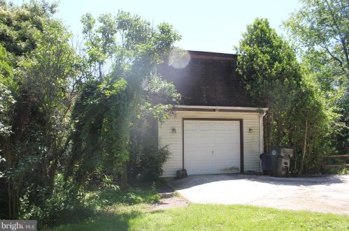 183 Branch Rd, Dale, PA 19504-9224