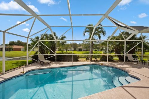 1390 9 Pl, Vero Beach FL 32960-2122 exterior