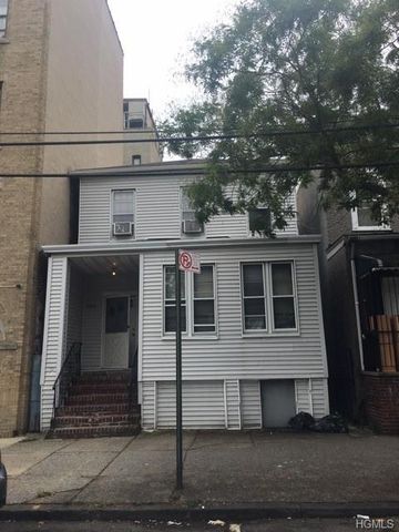 1822 Mcgraw Ave, Bronx NY  10462-7967 exterior
