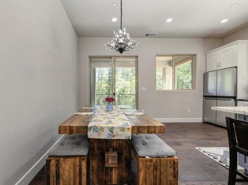 559 Greenwood Dr, Meadow Vista CA  95722-9708 exterior