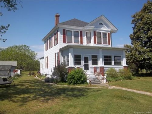 1611 Regent Rd, Topping, VA 23169-2002