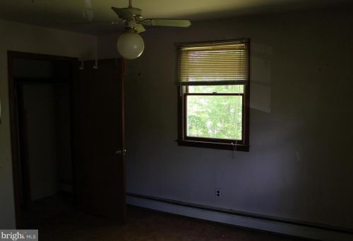 2030 Oak Ave, Jamison PA  18929-1004 exterior