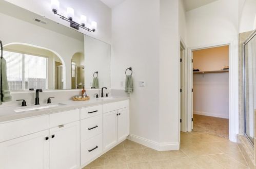 11913 Pyxis Cir, Rancho Cordova CA  95742-8055 exterior