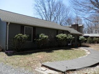 328 Laurel Mountain Estates Dr, Brownwood, NC 28684-9410