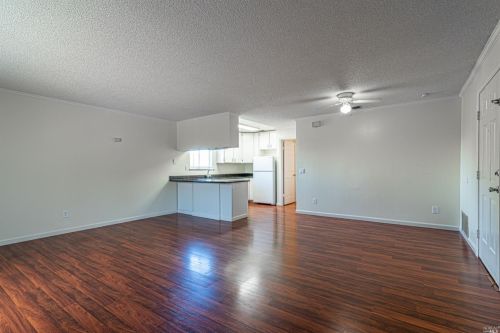 300 Stony Point Rd, Santa Rosa, CA 95401-5920