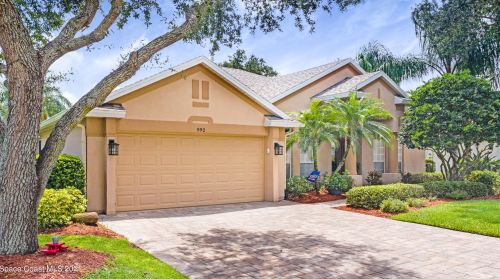 992 Carriage Hill Rd, Melbourne, FL 32940-6415