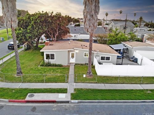 13651 Jetmore Ave, Paramount CA  90723-2314 exterior