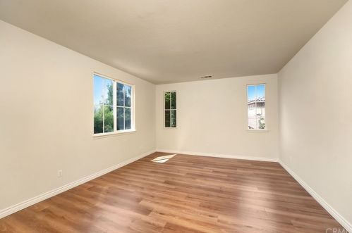 11233 Armour Ave, Beaumont CA  92223-7464 exterior