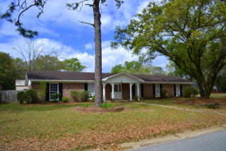 1033 Fribourg St, Mobile AL  36608-4102 exterior