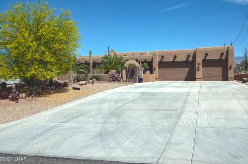 2971 Cumberland Dr, Lake Havasu City, AZ 86406-8683