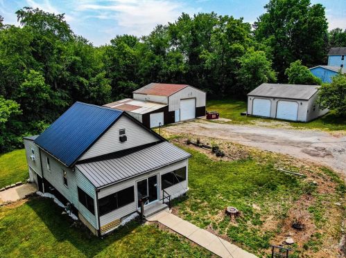 11 Homestead St, New Castle PA  16101-1616 exterior