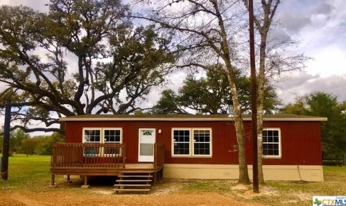 13044 Fm 822, Edna, TX 77957-5206