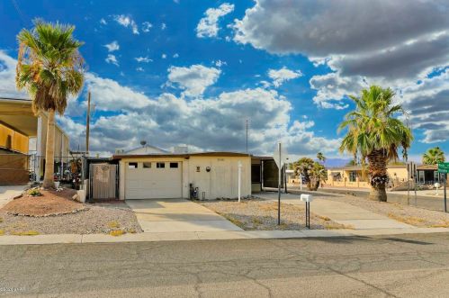 3101 Mescalero Dr, Lake Havasu City, AZ 86404-9606