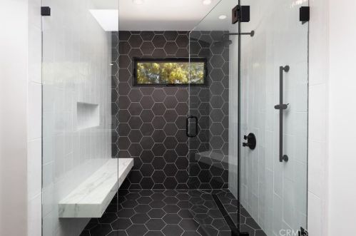 1945 Santiago Dr, Newport Beach CA  92660-3834 exterior