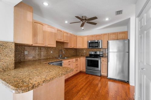 6656 Via Regina, Boca Raton FL  33433-3954 exterior
