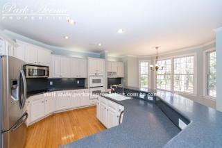2236 Black Oak Ct, Mount Pleasant SC  29466-8090 exterior