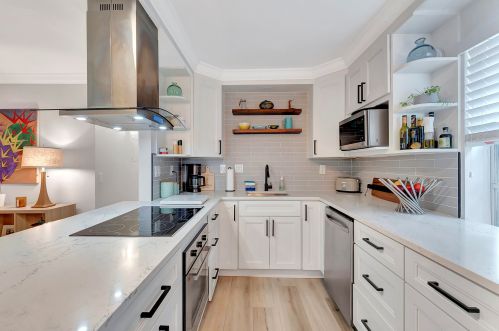 446 Normandy J, Delray Beach FL  33484-4874 exterior