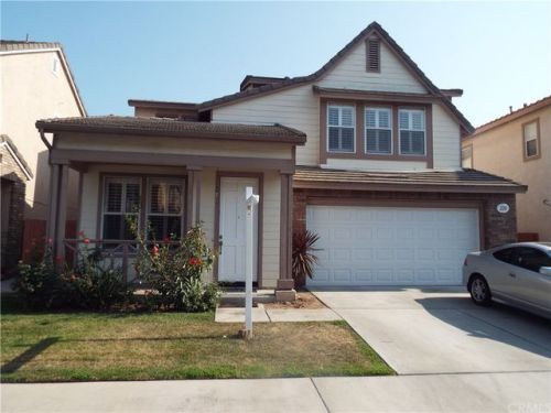 228 Cambria Dr, Long Beach, CA 90745-4745