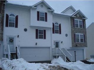 153 Mountain Dr, Collier Township, PA 15106-2265