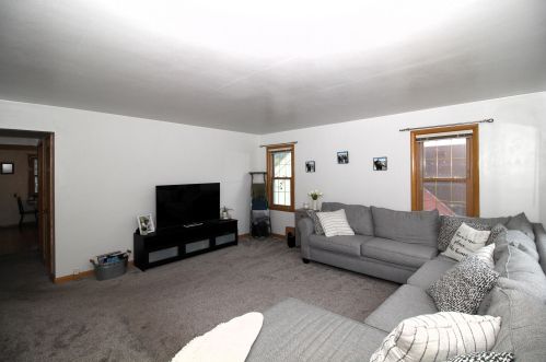 2524 63, Milwaukee WI 53219-2627 exterior