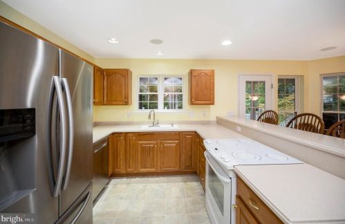 2300 Lakeview Pkwy, Locust Grove VA  22508-5317 exterior