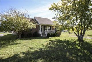 1260 Hillside Dr, Springfield TN  37172-5163 exterior