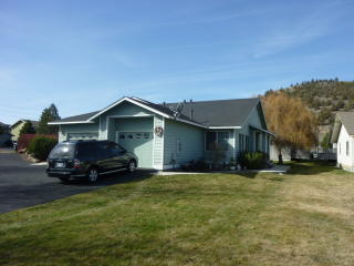 2020 Zachary Ct, Bend, OR 97701-5325