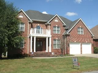 209 Chloe Ridge Dr, Pikeville, KY 41501-2183