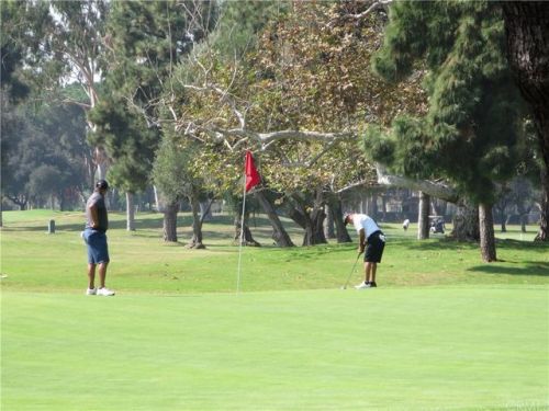 11952 Heritage Cir, Downey, CA 90241-4326