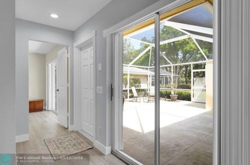 1302 Sun Terrace Ct, West Palm Beach, FL 33403-1193