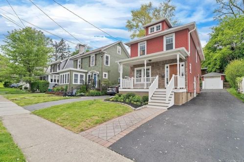 369 Montgomery St, Newburgh NY  12550-3643 exterior