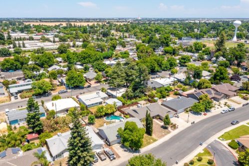 28 Clover St, Woodland CA  95695-3108 exterior