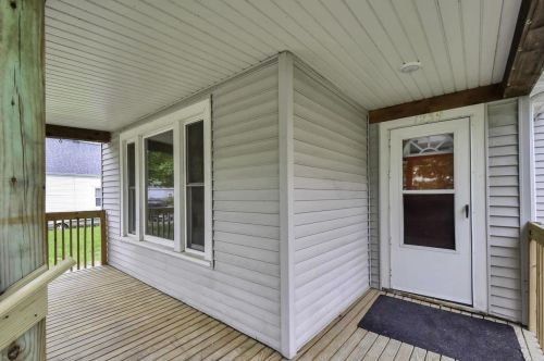 1239 Day St, Green Bay, WI 54302-1405