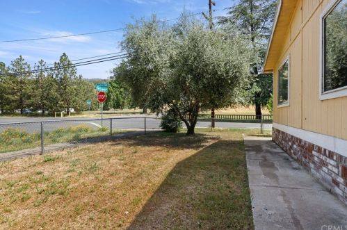 6499 13th Ave, Lucerne CA  95458-8631 exterior