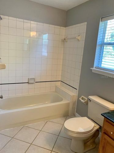 7925 Canyon Lake Cir, Orlando FL  32835-8206 exterior