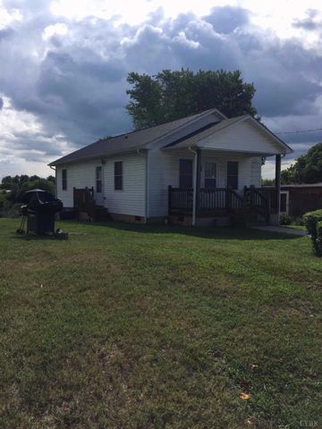 702 Noblin Ave, Turbeville, VA 24592-3720