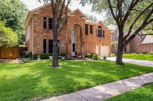 1733 Brook Ln, Lewisville, TX 75028-4580