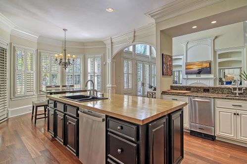 3129 Ball Ct, Mount Pleasant SC  29466-8008 exterior