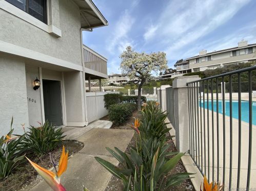7806 Camino Noguera, San Diego, CA 92122-2026