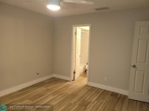 364 Airoso Blvd, Fort Pierce FL  34983-2029 exterior