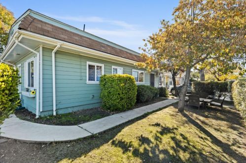 2800 Devonshire Ave, Redwood City CA  94063-3211 exterior