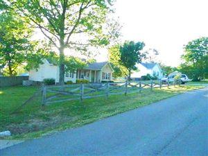 325 Patterson Cir, Mc Ewen, TN 37101-4670