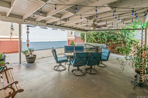 13818 Mcnab Ave, Bellflower CA 90706-2743 exterior