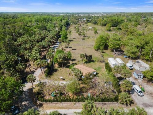 921 Cypress Dr, Naples, FL 34120-3858