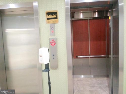 2101 Chestnut St, Philadelphia PA 19103-3197 exterior